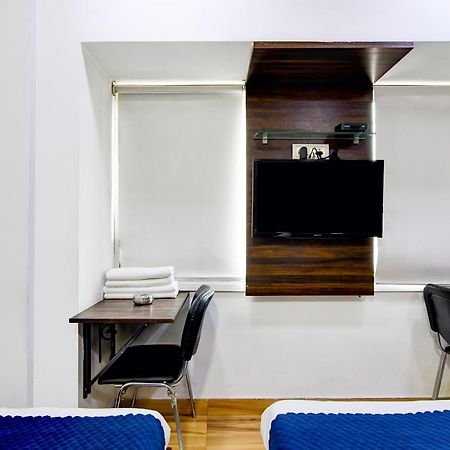 Hotel Q Inn コルカタ エクステリア 写真
