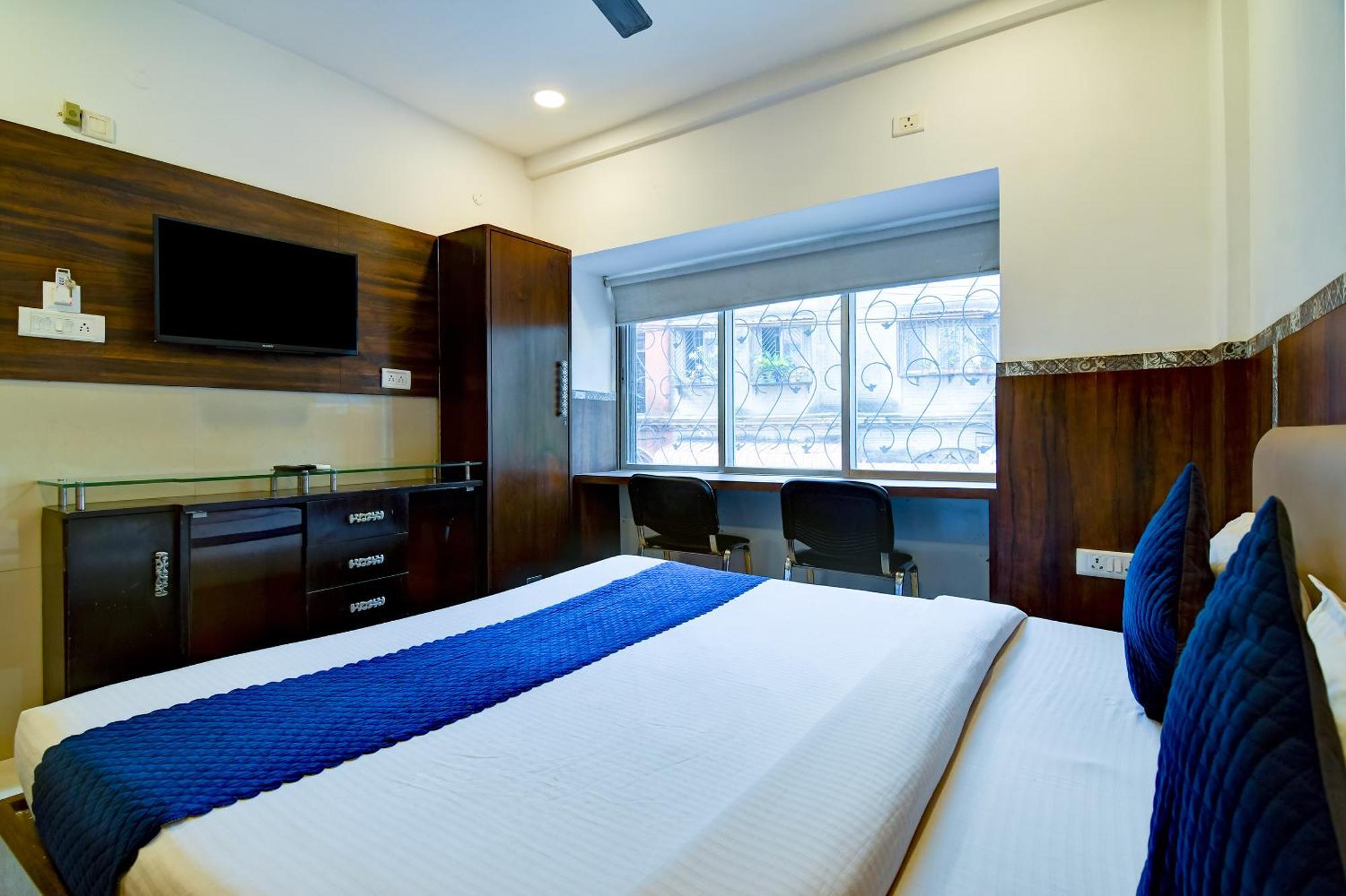 Hotel Q Inn コルカタ エクステリア 写真